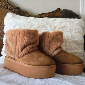 Mini sherpa corduroy boots